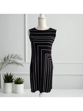 WHITE HOUSE BLACK MARKET WHBM Black White Geometric Everyday Dress Sz XS